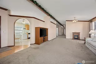 10718 62nd St Ct E, Puyallup, WA 98372 - Photo 4