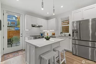 3537 NE 93rd St, Seattle, WA 98115 - Photo 8