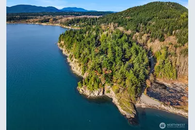 7782 Cypress Way, Anacortes, WA 98221 - Photo 6