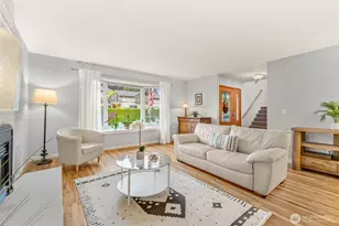 11907 NE 133rd Pl, Kirkland, WA 98034 - Photo 2