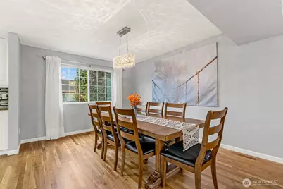 11907 NE 133rd Place, Kirkland, WA 98034 - Photo 4