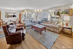 10717 Glen Acres Dr S, Burien, WA 98168 - Photo 8