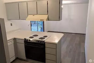 16826 41st St E, Lake Tapps, WA 98391 - Photo 8