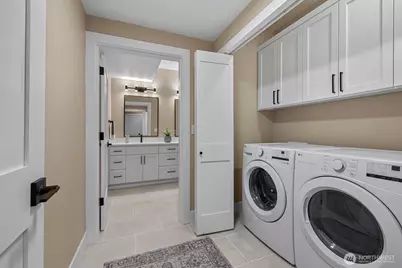 12009 SE 81st Lane, Newcastle, WA 98056 - Photo 34