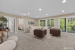 12009 SE 81st Ln, Newcastle, WA 98056 - Photo 24