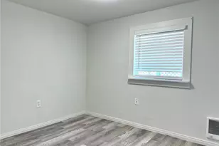 506 S 107th St, Tacoma, WA 98444 - Photo 8