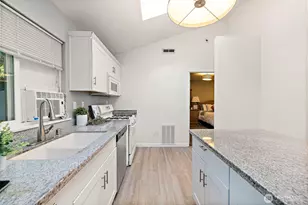 19401 SE 267th St, Covington, WA 98042 - Photo 8