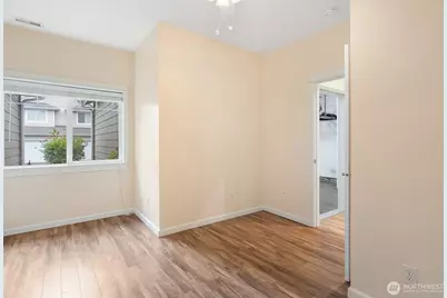 10700 SE 260th Street #J101, Kent, WA 98030 - Photo 26