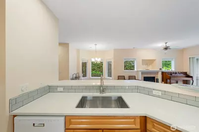 10700 SE 260th Street #J101, Kent, WA 98030 - Photo 22