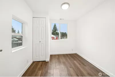 17403 Spanaway Lane E, Spanaway, WA 98387 - Photo 10