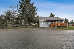 17403 Spanaway Ln E, Spanaway, WA 98387 - Photo 1