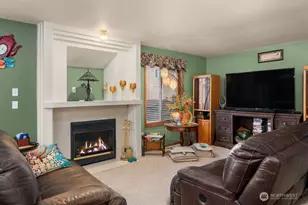 1609 200th St Ct E, Spanaway, WA 98387 - Photo 8