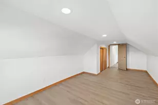 233 E 10th St, Port Angeles, WA 98362 - Photo 30