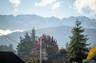 233 E 10th St, Port Angeles, WA 98362 - Photo 38