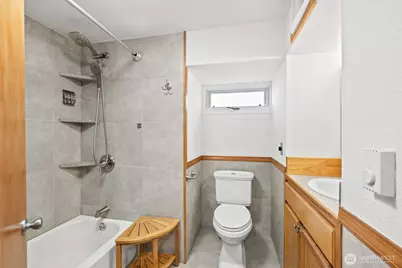 233 E 10th Street, Port Angeles, WA 98362 - Photo 20