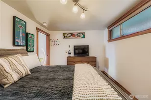 3200 W Commodore Way, Seattle, WA 98199 - Photo 18