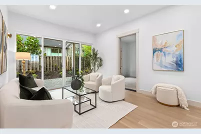 10811 24th Avenue NE, Seattle, WA 98125 - Photo 10