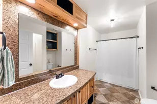 52 Veys Dr, Kelso, WA 98626 - Photo 26