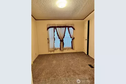 2388 Sparrow Loop #155, Kelso, WA 98626 - Photo 16