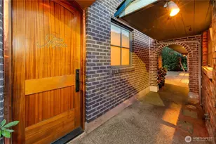 7503 Fairway Dr NE, Seattle, WA 98115 - Photo 28