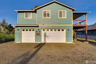 1006 Point Brown Ave SE, Ocean Shores, WA 98569 - Photo 2