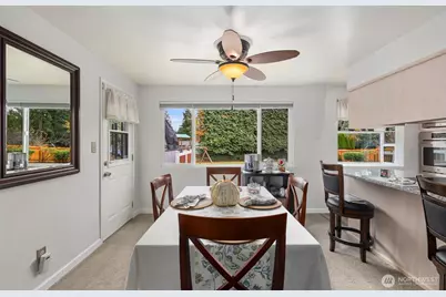 7030 123rd Avenue SE, Newcastle, WA 98056 - Photo 8