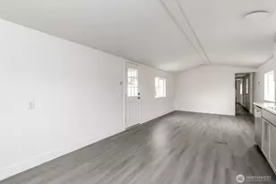 210 37th St SE, Auburn, WA 98002 - Photo 8