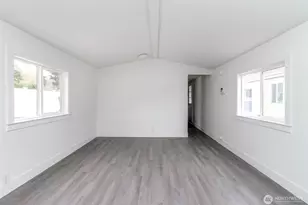 210 37th St SE, Auburn, WA 98002 - Photo 22