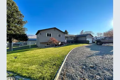 1180 4th Avenue N, Okanogan, WA 98840 - Photo 2