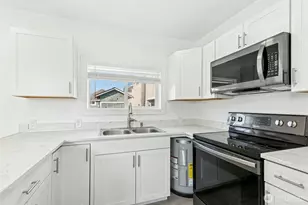 1926 Colby Ave, Everett, WA 98201 - Photo 6