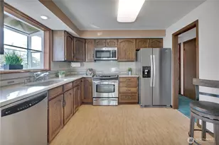 6008 N 31st St, Tacoma, WA 98407 - Photo 10