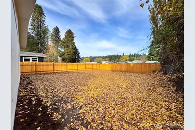 3060 Pennsylvania Street, Longview, WA 98632 - Photo 2