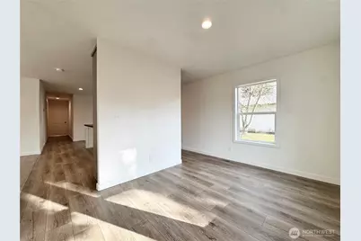 3060 Pennsylvania Street, Longview, WA 98632 - Photo 4