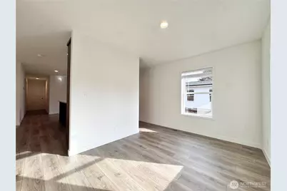 3064 Pennsylvania Street, Longview, WA 98632 - Photo 4