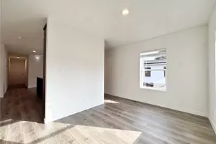 3064 Pennsylvania St, Longview, WA 98632 - Photo 4