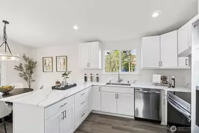 7002 42nd Avenue S, Seattle, WA 98118 - Photo 4