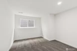 7002 42nd Ave S, Seattle, WA 98118 - Photo 32