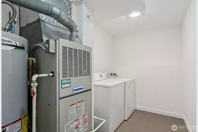 7002 42nd Avenue S, Seattle, WA 98118 - Photo 32