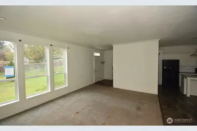 4256 Northgate Drive, Oak Harbor, WA 98277 - Photo 4