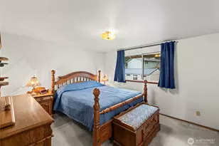 1072 NE Lombard Ct, Bremerton, WA 98311 - Photo 14