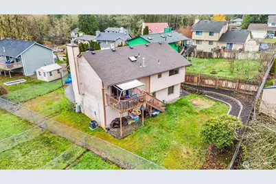 1072 NE Lombard Court, Bremerton, WA 98311 - Photo 4