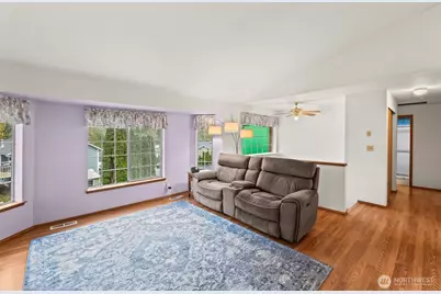 1072 NE Lombard Court, Bremerton, WA 98311 - Photo 6