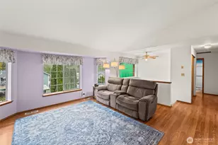 1072 NE Lombard Ct, Bremerton, WA 98311 - Photo 6