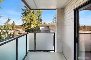 5225 50th Ave NE, Seattle, WA 98105 - Photo 16