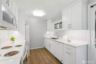 23001 67th Pl W, Mountlake Terrace, WA 98043 - Photo 12