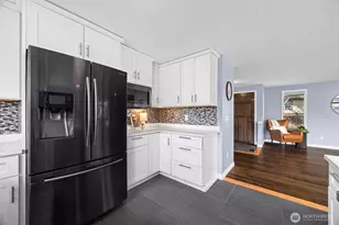 403 17th St, Lynden, WA 98264 - Photo 16