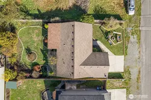 215 James Street S, Roy, WA 98580 - Photo 20