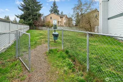 8823 Holly Drive #H204, Everett, WA 98208 - Photo 22