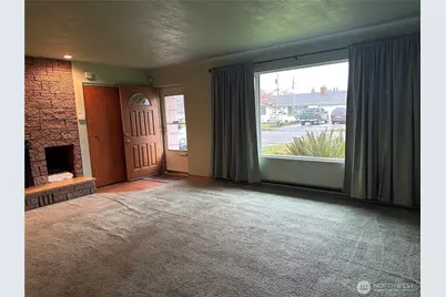 2721 Terry Avenue, Longview, WA 98632 - Photo 4