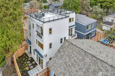 4048 32nd Avenue W, Seattle, WA 98199 - Photo 2